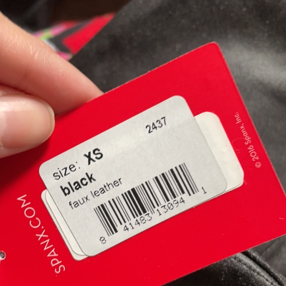 NWT! Spanx Faux Leather Leggings - Picture 6 of 8